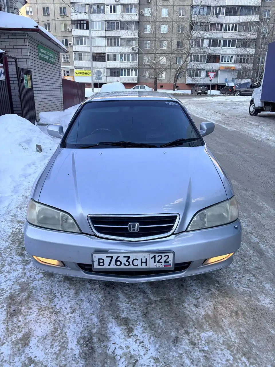 Honda Inspire 2000 года, 2.5 л, 200 л.с.