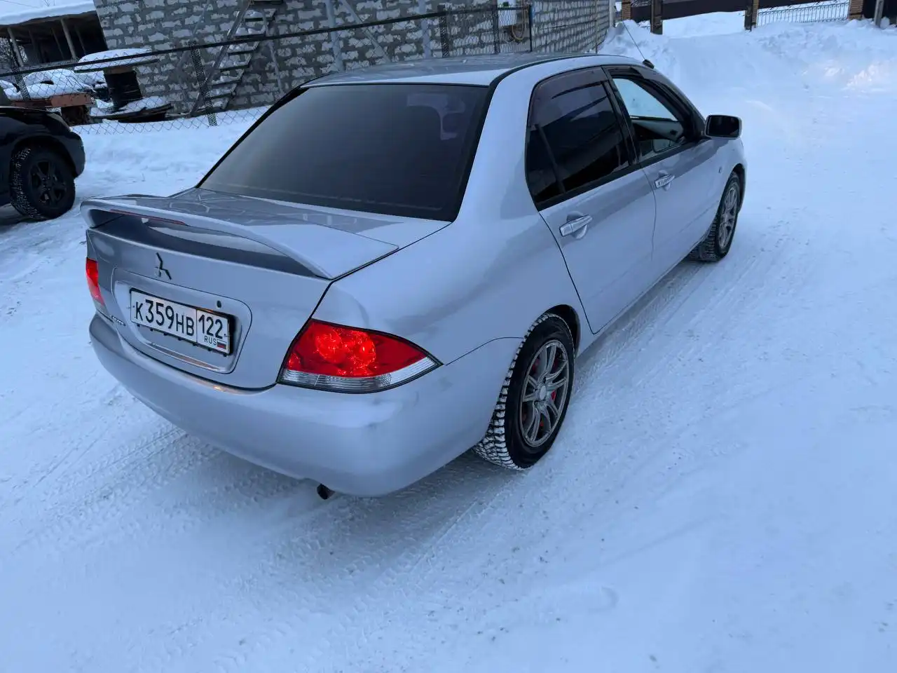 Mitsubishi Lancer 2004 года выпуска