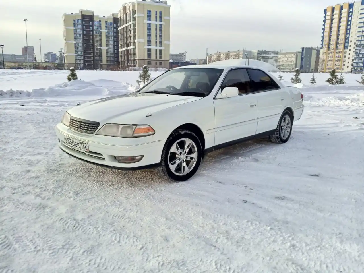 Автомобиль 1998 года выпуска 2.0л