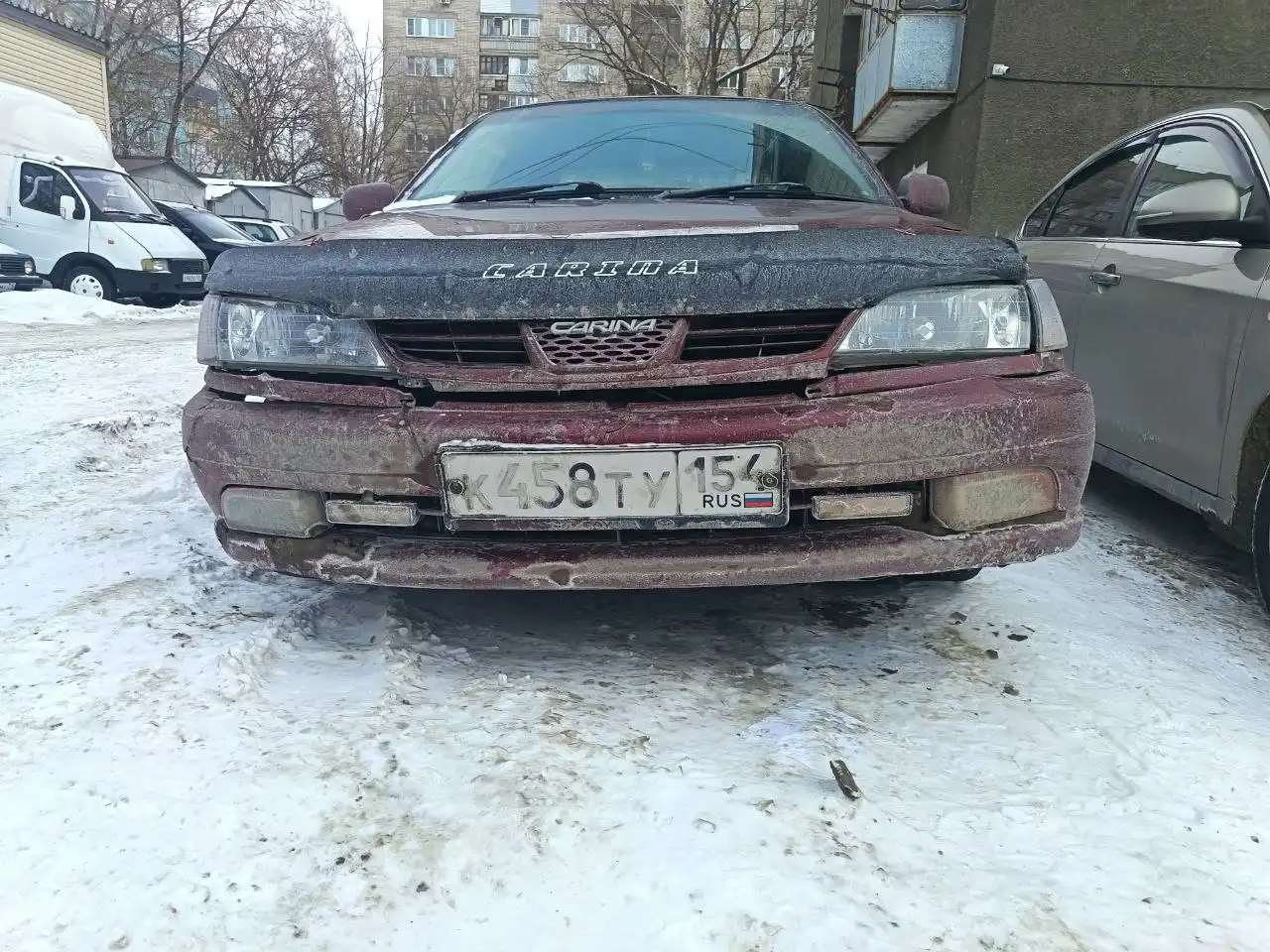 Продажа автомобиля HTC с незначительными повреждениями кузова