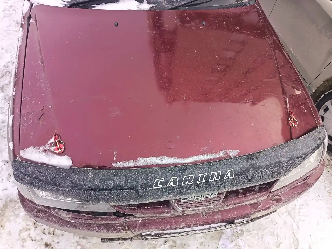 Продажа автомобиля HTC с незначительными повреждениями кузова