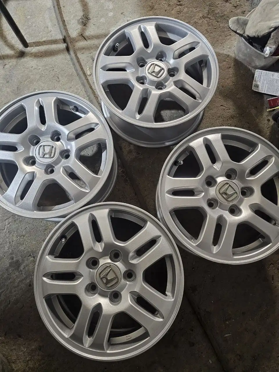 Продажа оригинальных дисков Hyundai и Honda