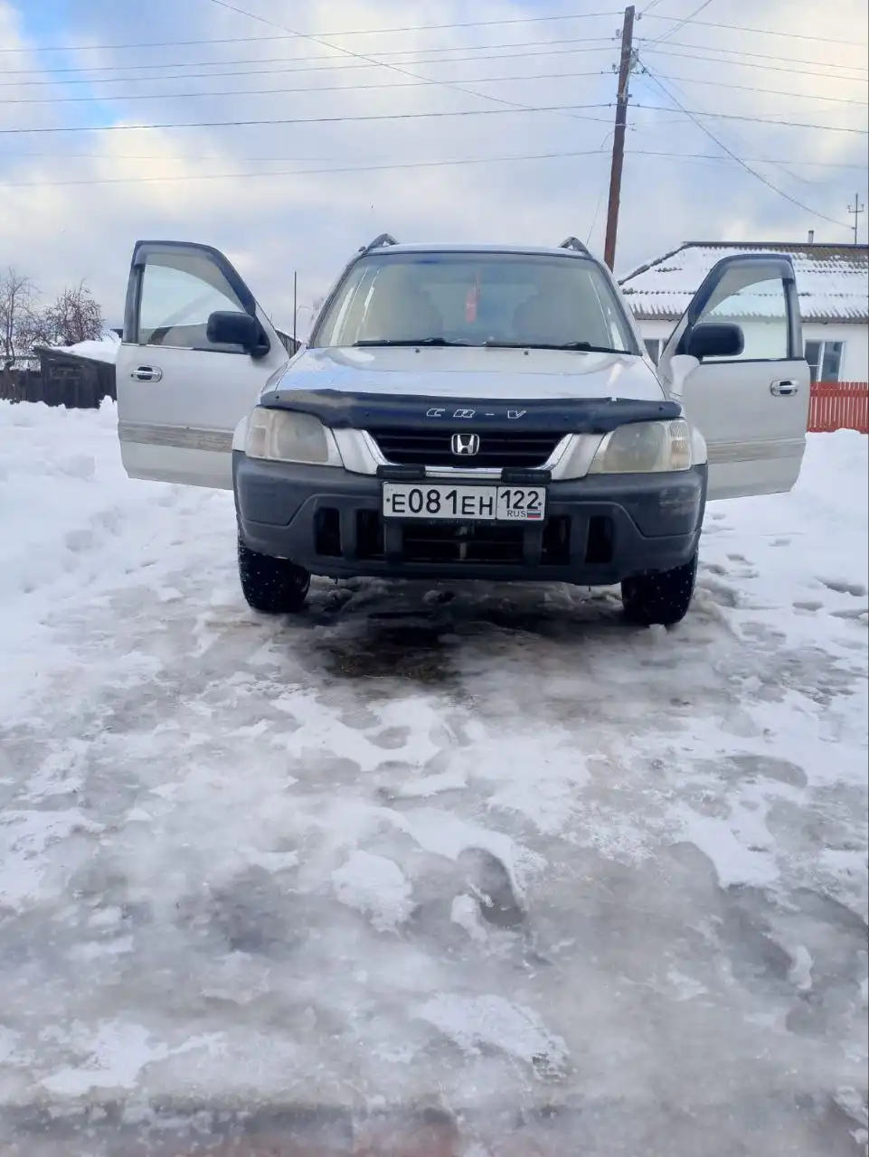 Продажа автомобиля 1998 года в хорошем состоянии