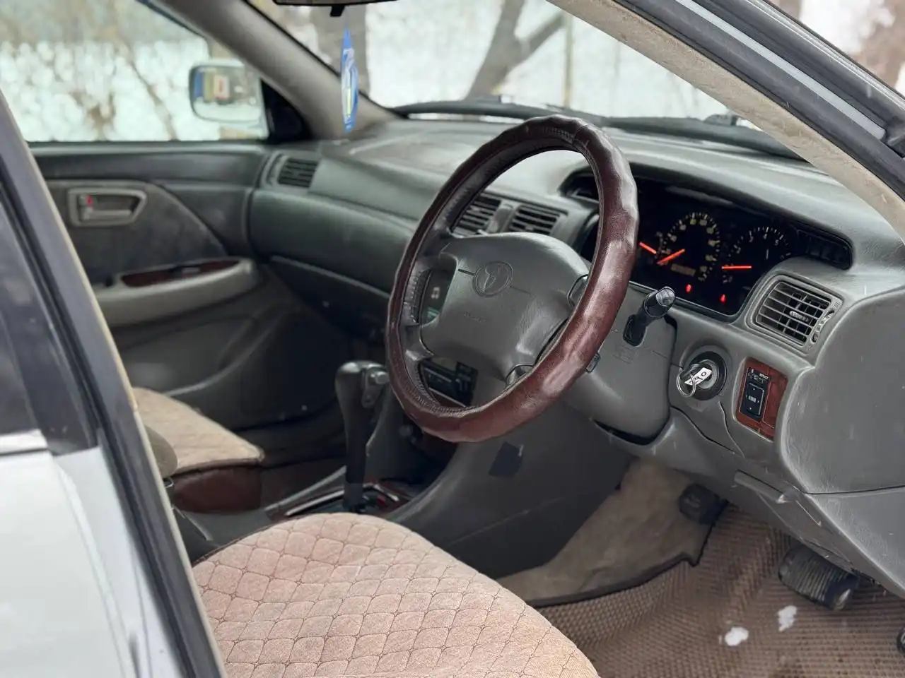 Камри Универсал 1997 года