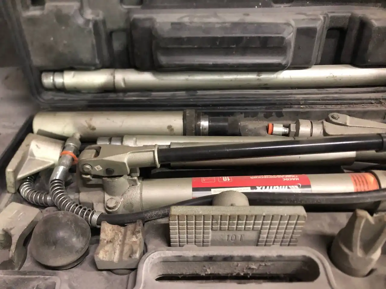 Продажа гидравлических домкратов Матрикс 10т и Стелс 4т - Гидравлическое оборудование (Запчасти) в Барнаул