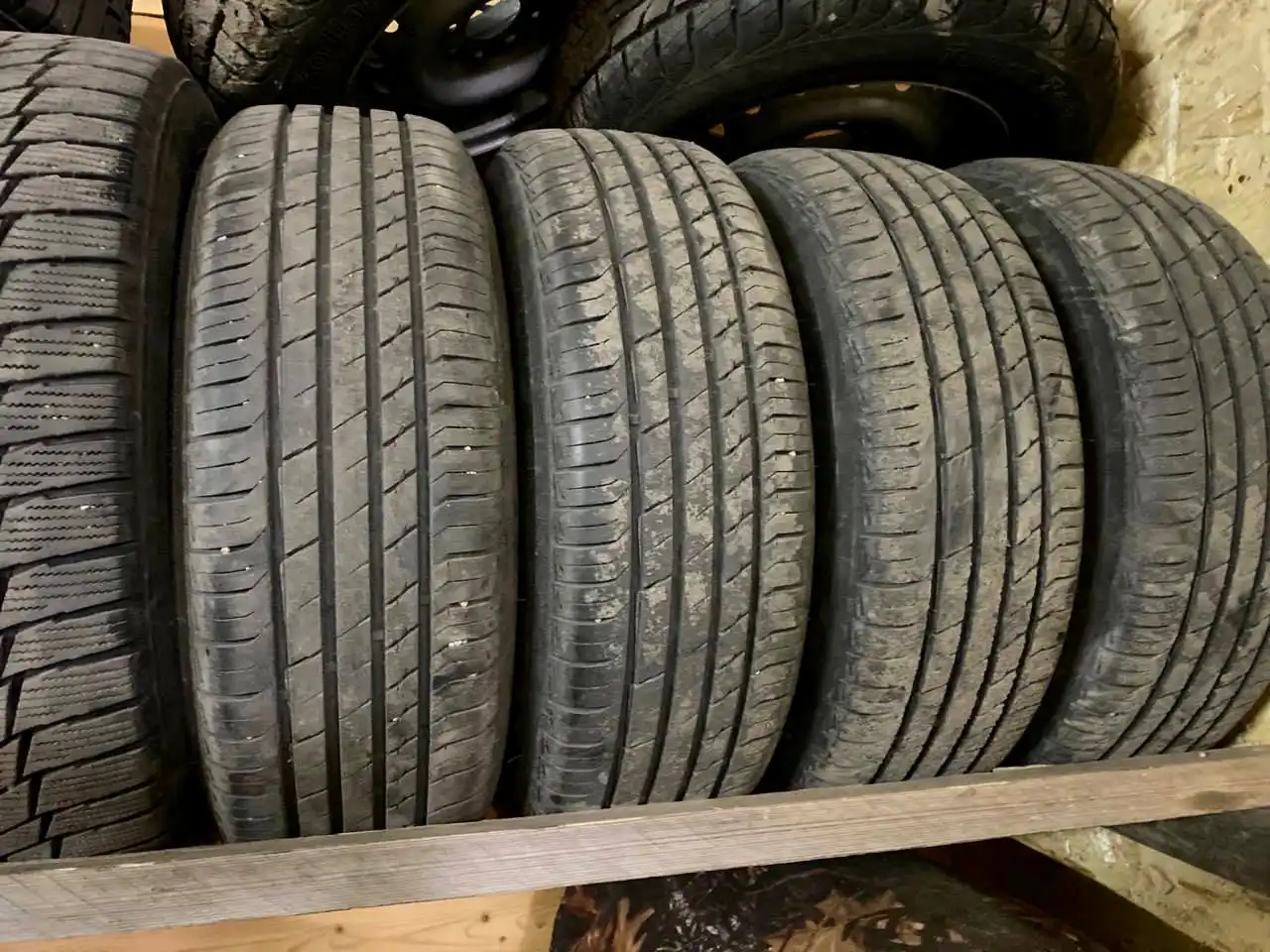 Колеса на новой резине литье 15 диаметр - Колеса и диски (Запчасти) в Барнаул