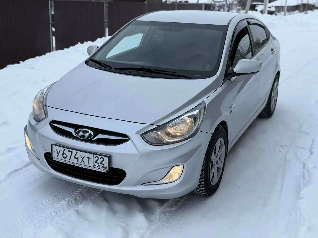 Hyundai Solaris 2011 года выпуска - Легковые автомобили (Авто) в Барнаул