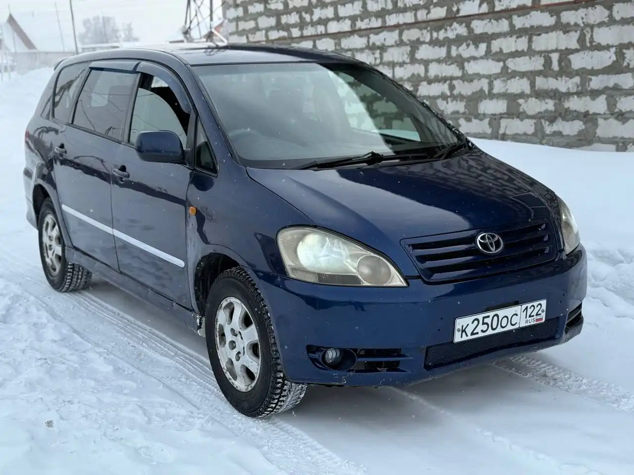 Toyota Ipsum 2001 года, автомат, полный привод - Легковые автомобили (Авто) в Барнаул