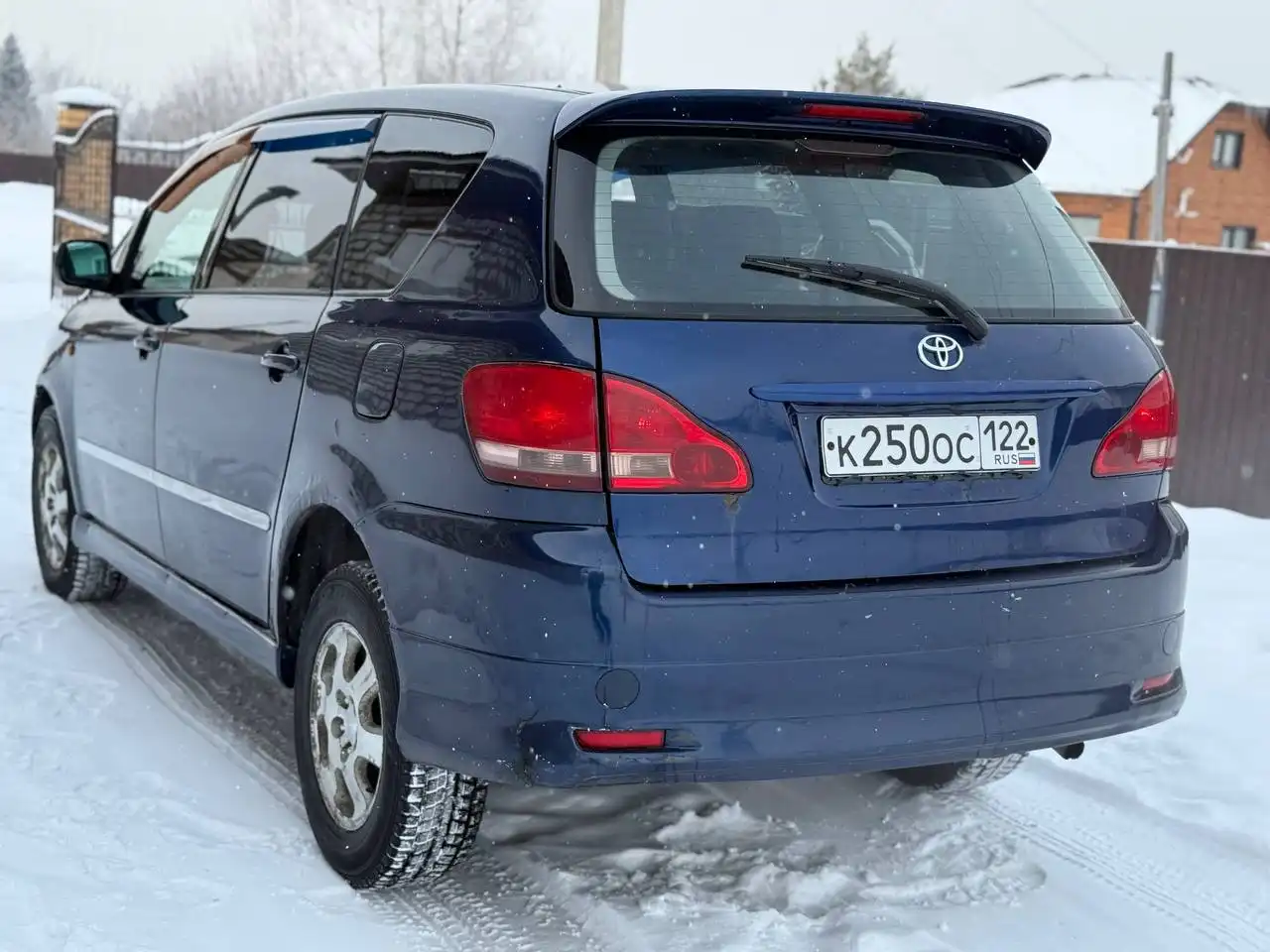 Toyota Ipsum 2001 года, автомат, полный привод - Легковые автомобили (Авто) в Барнаул