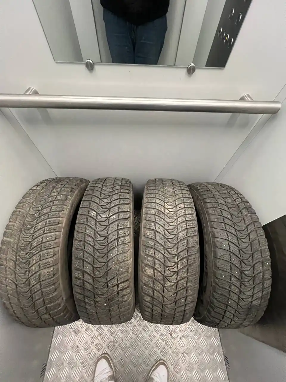 Шина MICHELIN 215/65 R16 - Шины и диски (Авто) в Барнаул