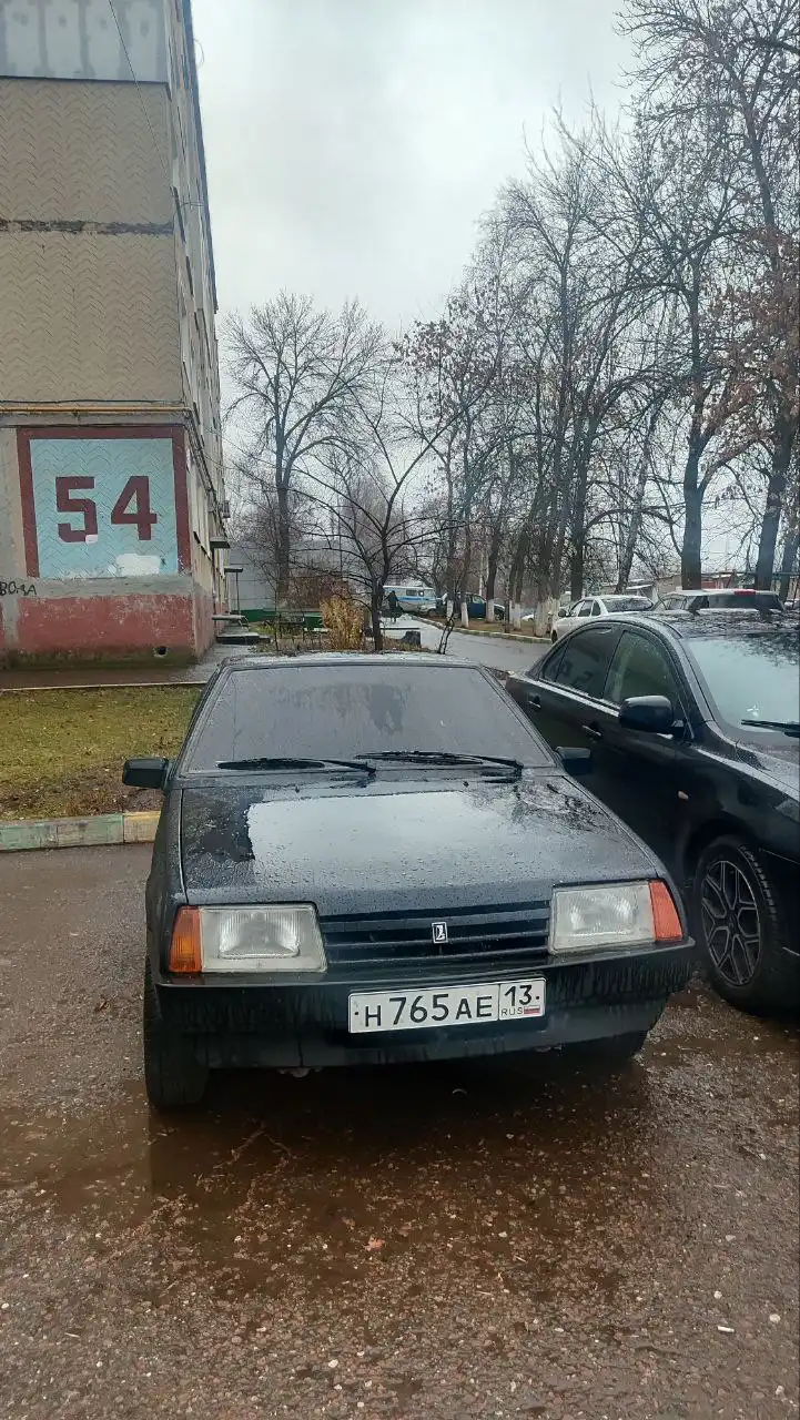 Продам автомобиль 2008 года выпуска с карбюраторным двигателем