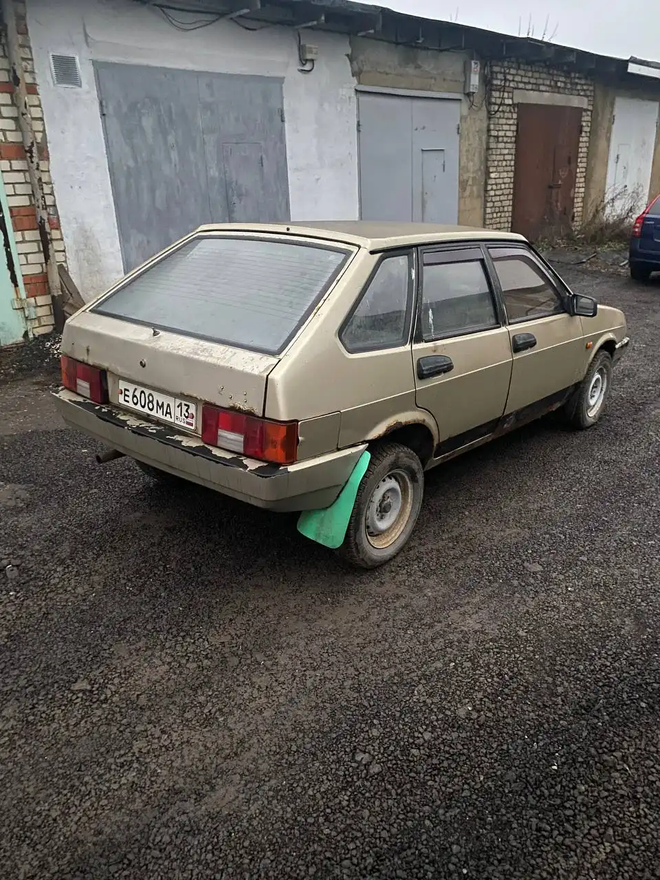 ВАЗ 2109 1997 года выпуска в отличном состоянии