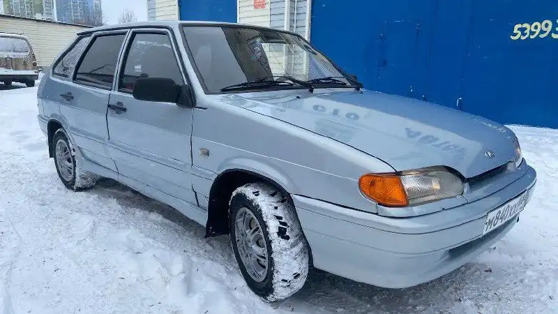 ВАЗ 2114 2004 года в отличном состоянии