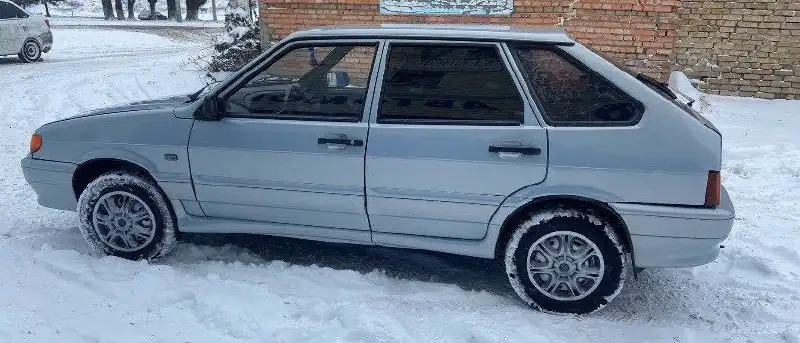 ВАЗ 2114 2004 года в отличном состоянии