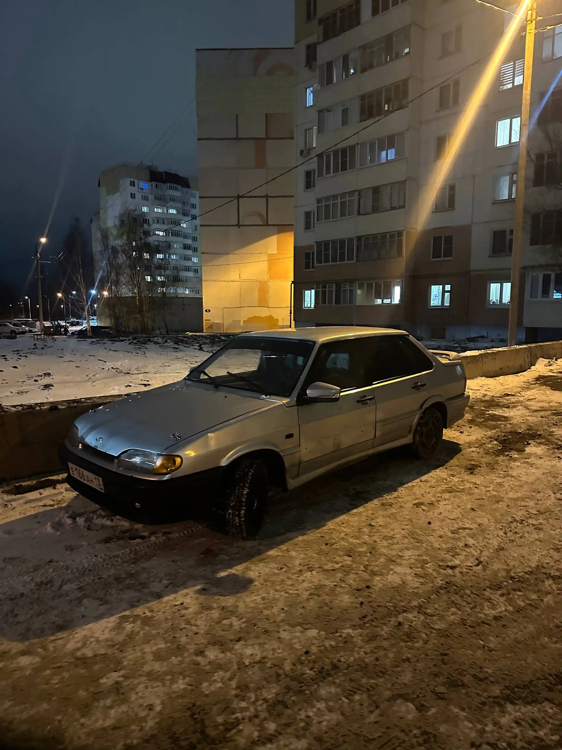 Продам автомобиль после ДТП с целыми крыльями и фарой