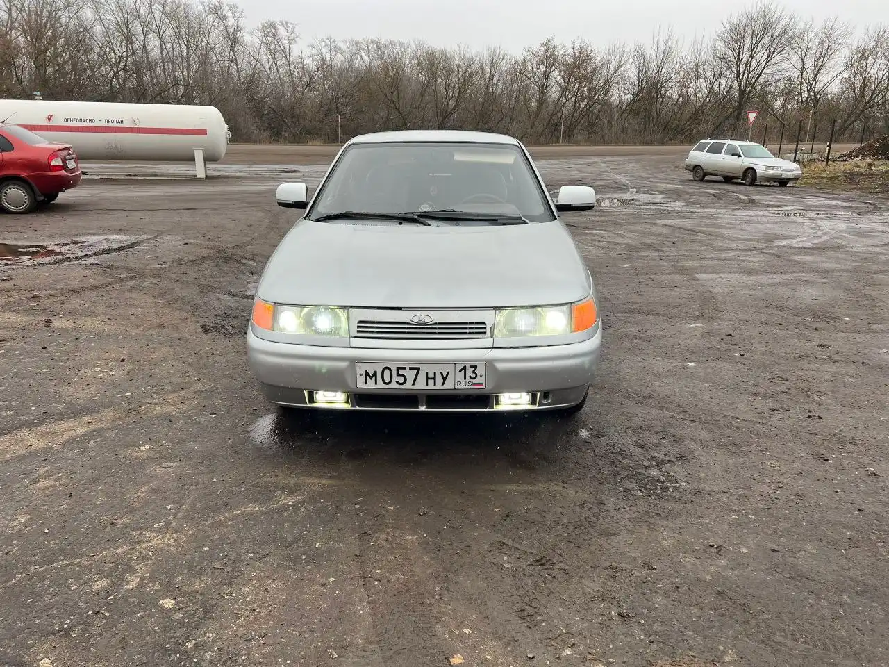 Автомобиль 2003 года в отличном состоянии