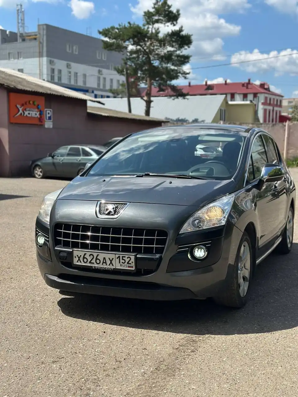 Продажа Peugeot 3008 1.6 AT 2011 года