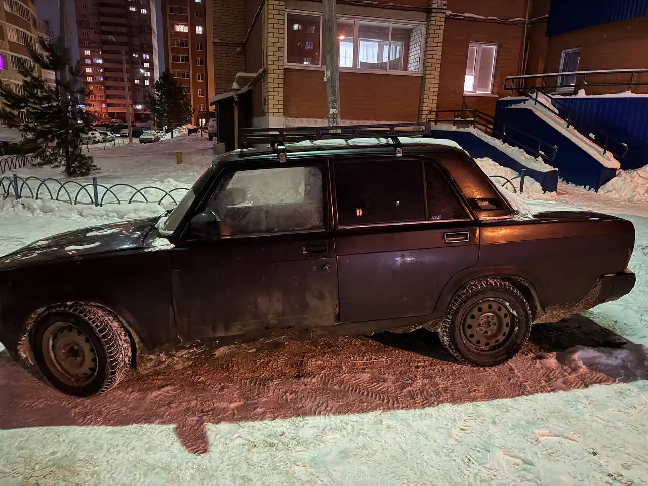 Продажа автомобиля ВАЗ 2107 2009 года с инжектором