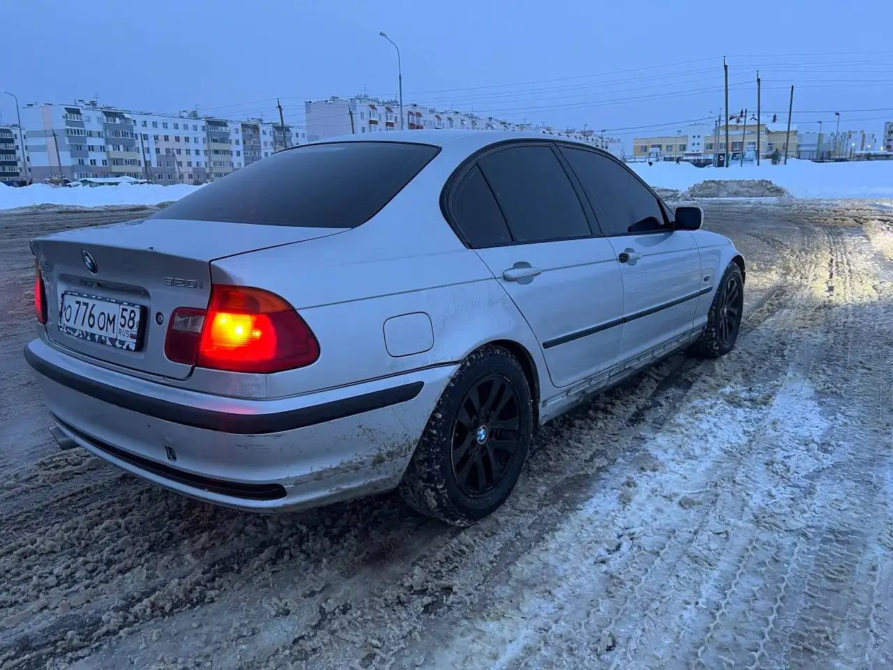 BMW E46 2.5 на ручке, в собственности с 2016