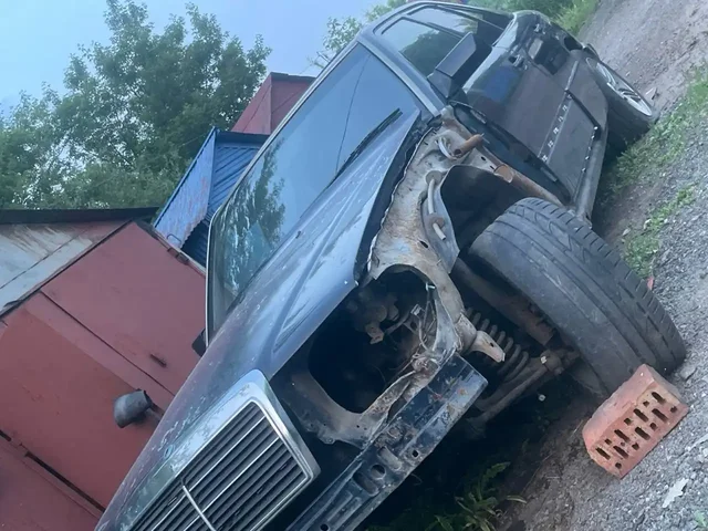 Обмен двух Mercedes W124 на условном ходу - Коммерческий транспорт в Саранск