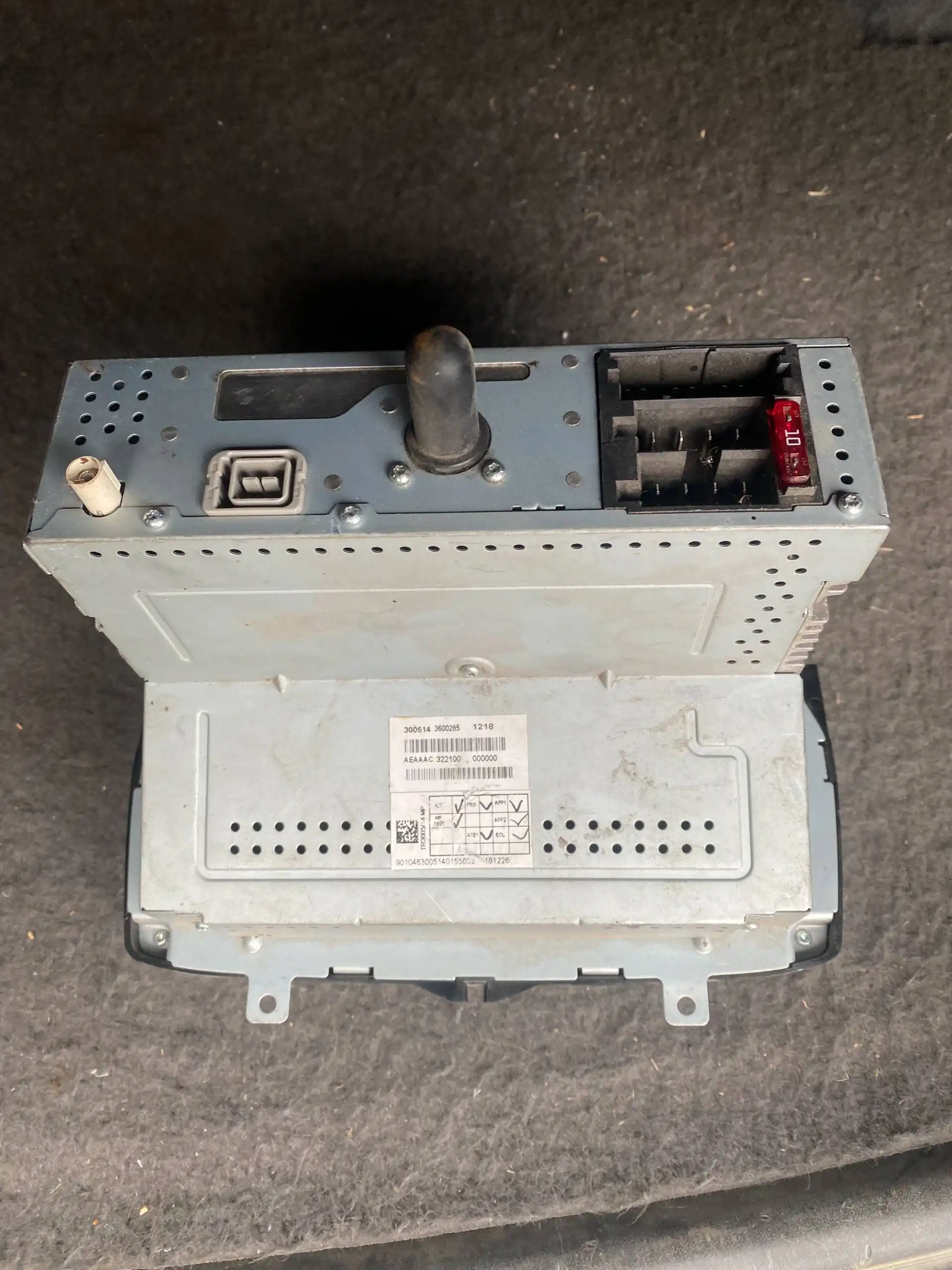 Продам штатную магнитолу Веста - Магнитолы (Авто) в Саранск