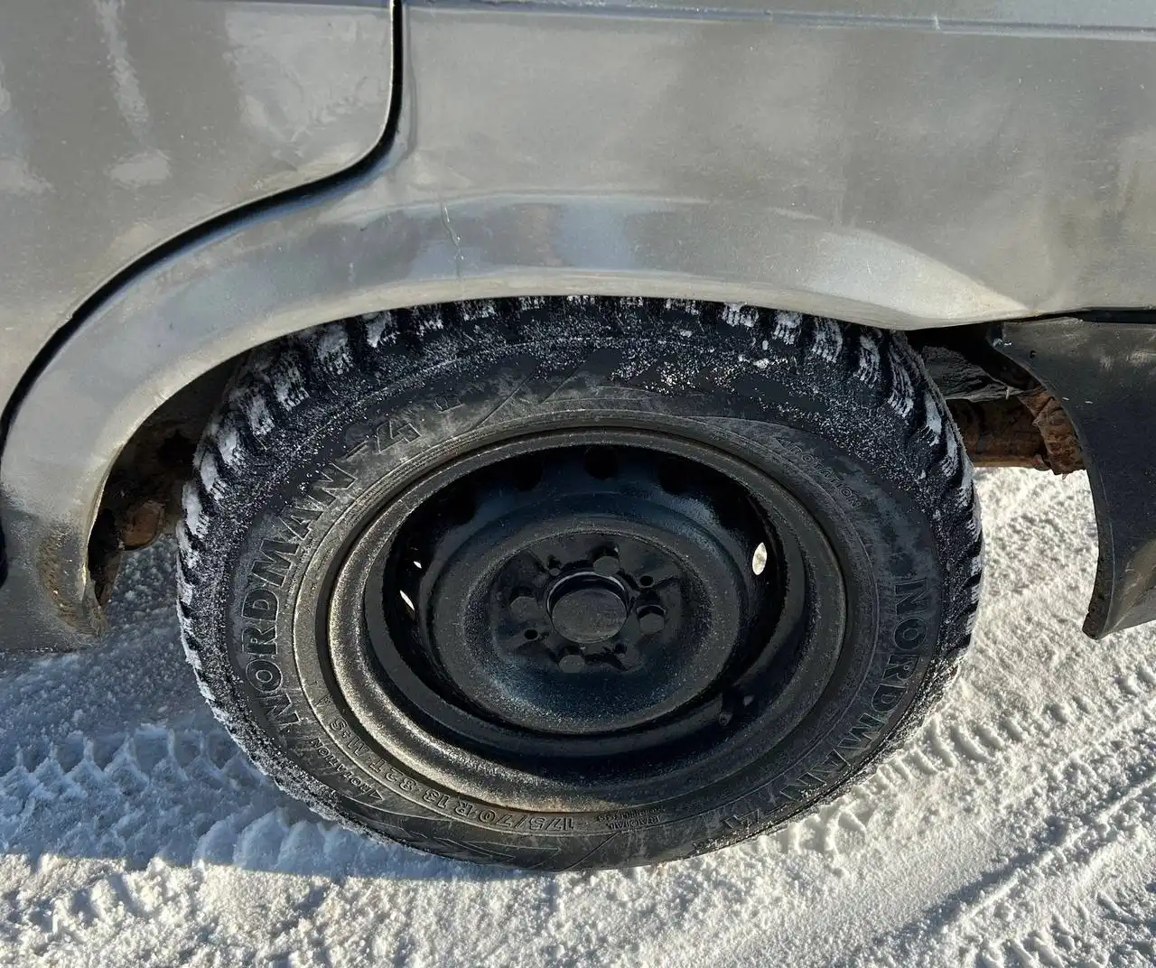 Продам автомобиль 99 года выпуска - Легковые автомобили (Авто) в Саранск