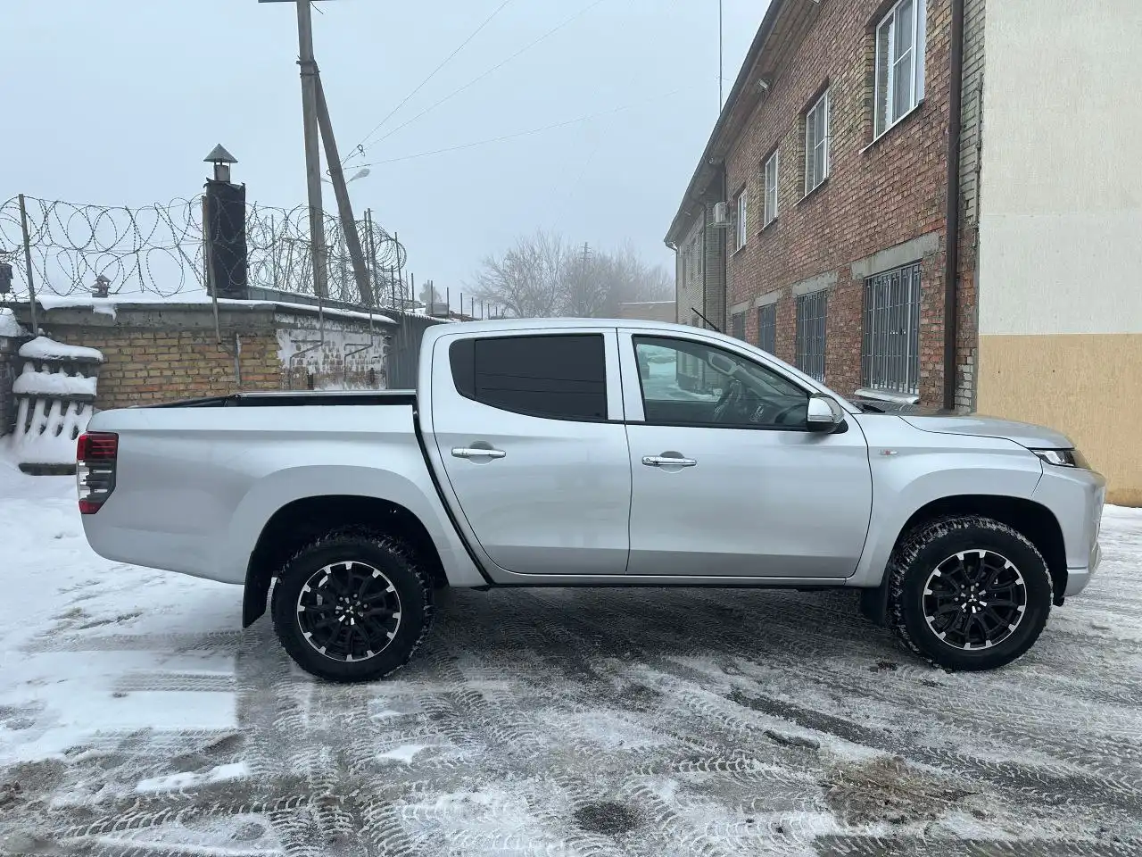 Продажа Mitsubishi L200 2022 года выпуска - Авто в Саранск