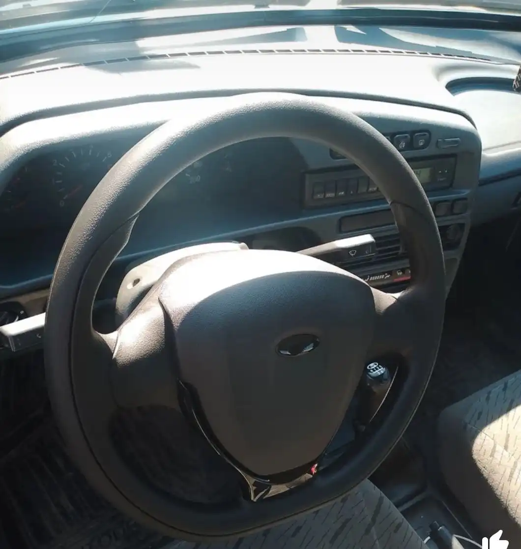 Продам руль и консоль для Приора 2 на 2114 - Автозапчасти (Запчасти) в Саранск