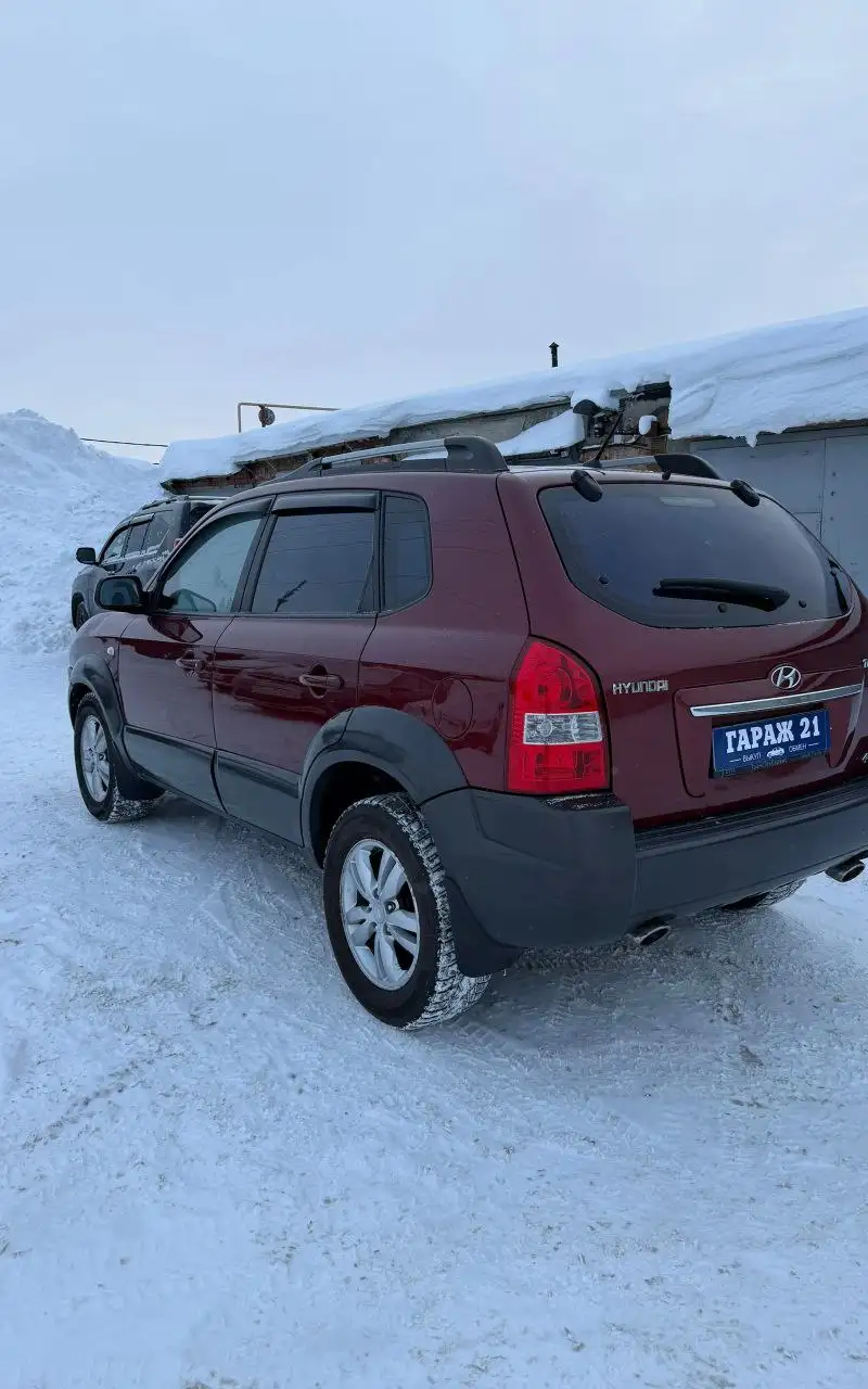 Продам автомобиль Hyundai Tucson 2009 года - Легковые автомобили (Авто) в Чебоксары