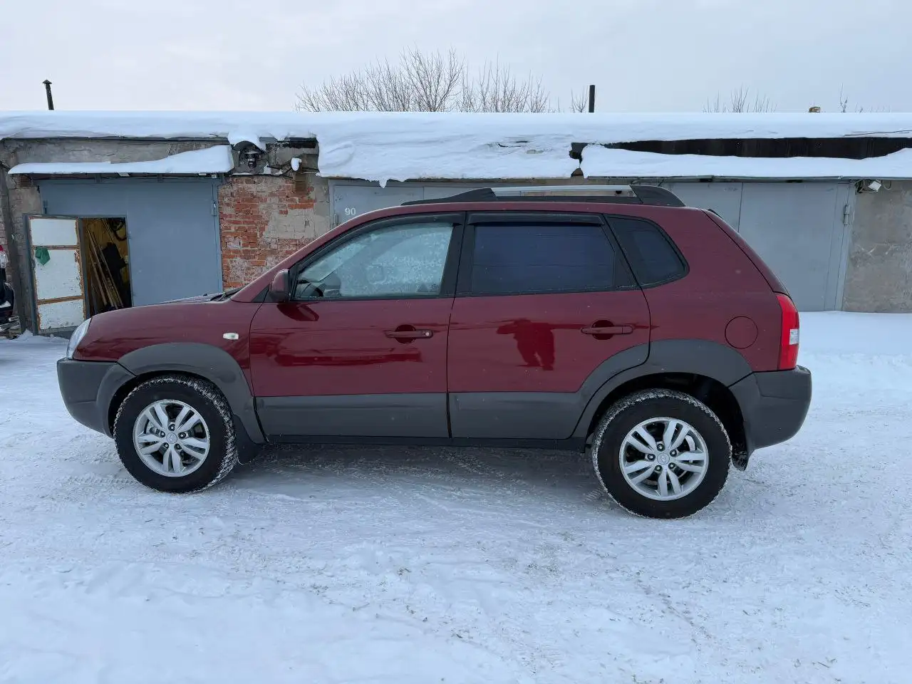 Продам автомобиль Hyundai Tucson 2009 года - Легковые автомобили (Авто) в Чебоксары