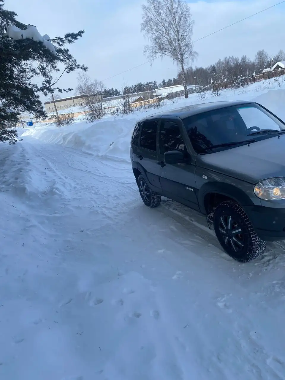 Chevrolet Niva 2013 года - Легковые автомобили (Авто) в Саранск