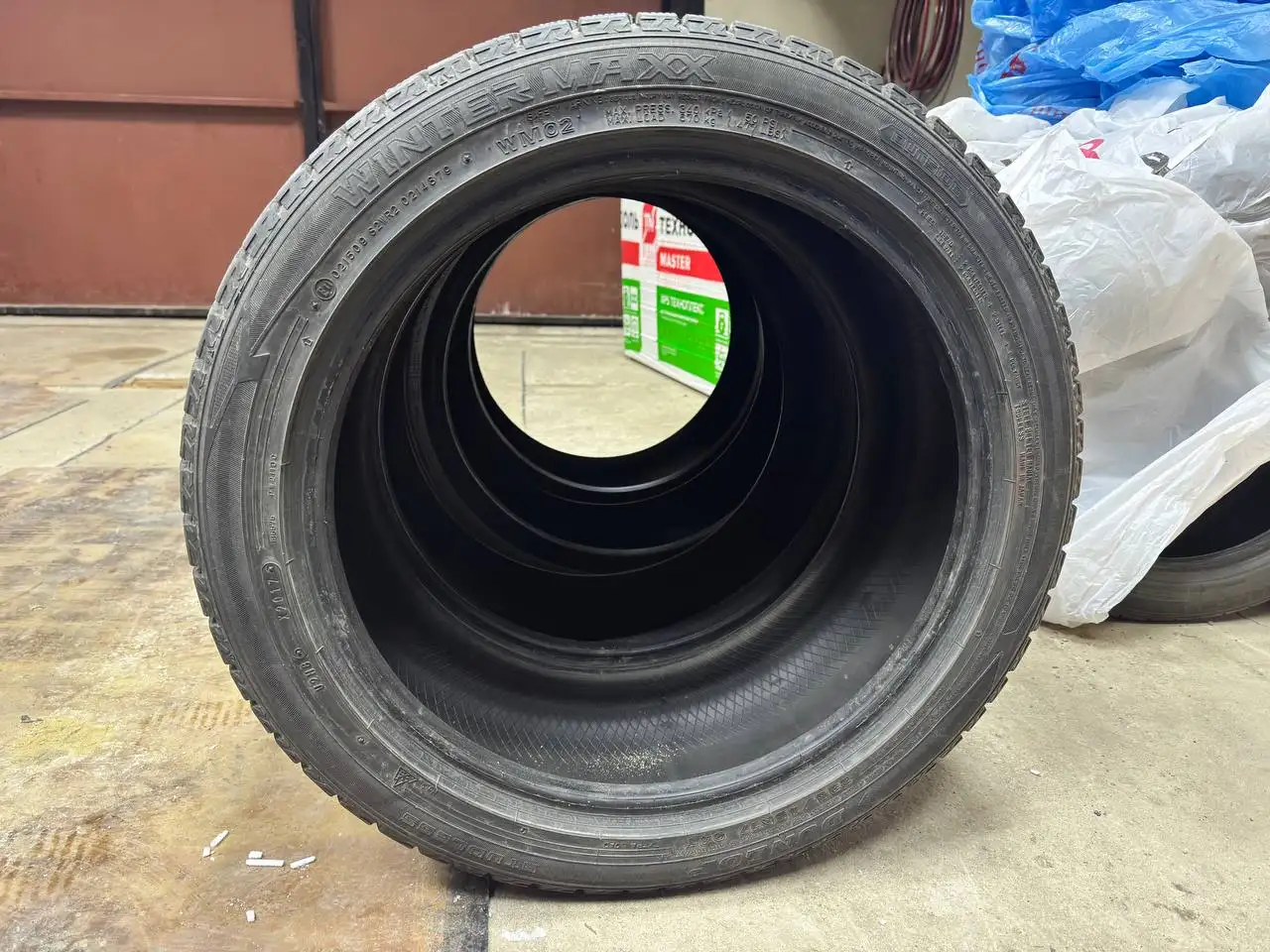 Dunlop Winter Maxx 225/45/17 94T - Шины и диски (Запчасти) в Саранск