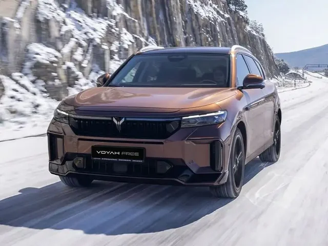 VOYAH FREE SPORT EDITION - гибридный кроссовер - Авто в Саранск