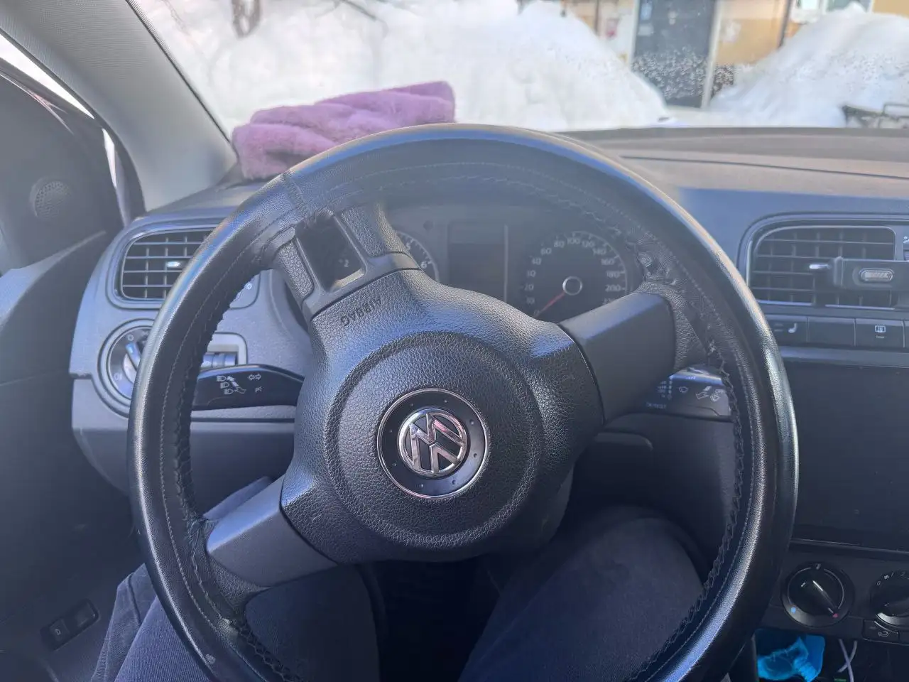 Обмен Volkswagen Polo 5 поколения 2012 года на BMW или Mercedes-Benz - Обмен (Авто) в Саранск