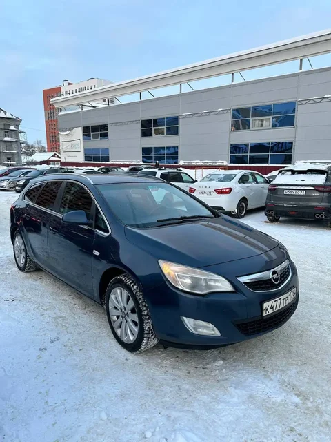 Opel Astra J 2011 года - Внедорожник/кроссовер в Саранск