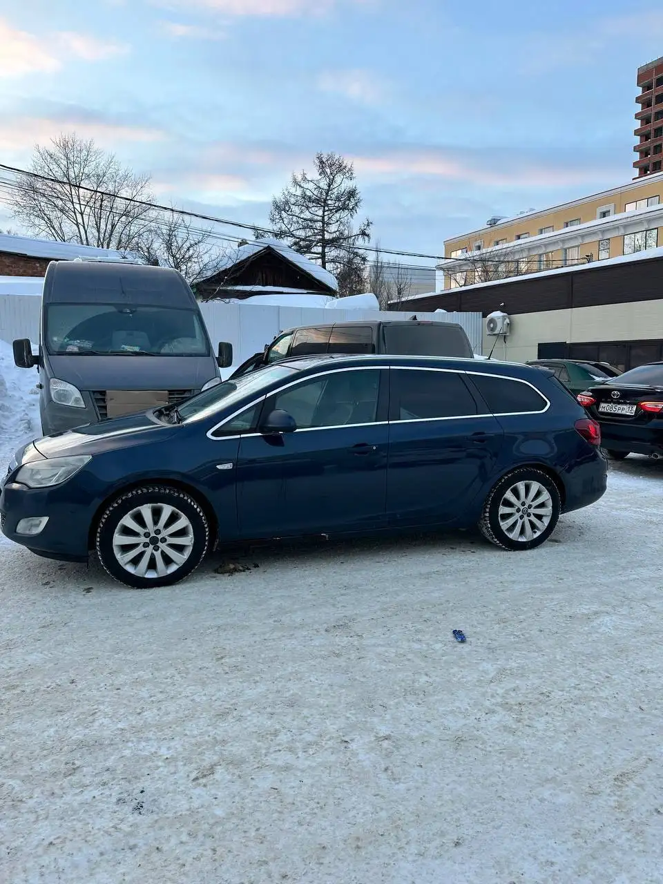 Opel Astra J 2011 года - Авто в Саранск