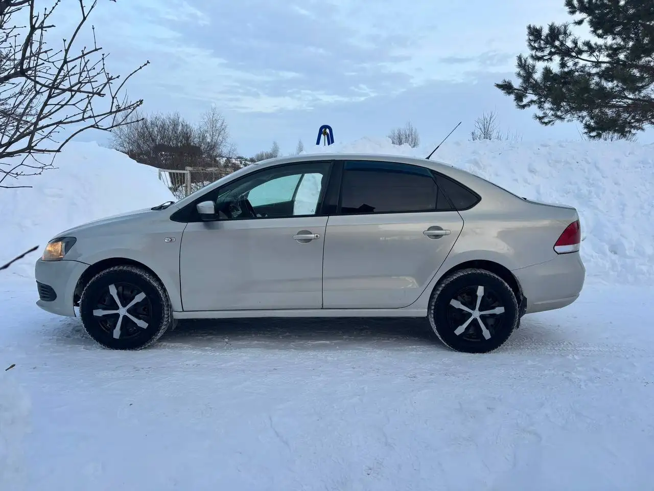 Продажа автомобиля 2011 года в отличном состоянии - Легковые автомобили (Авто) в Саранск