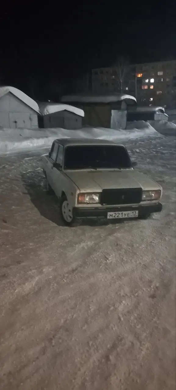 Продажа автомобиля с полным комплектом аудиосистемы - Легковые автомобили (Авто) в Саранск