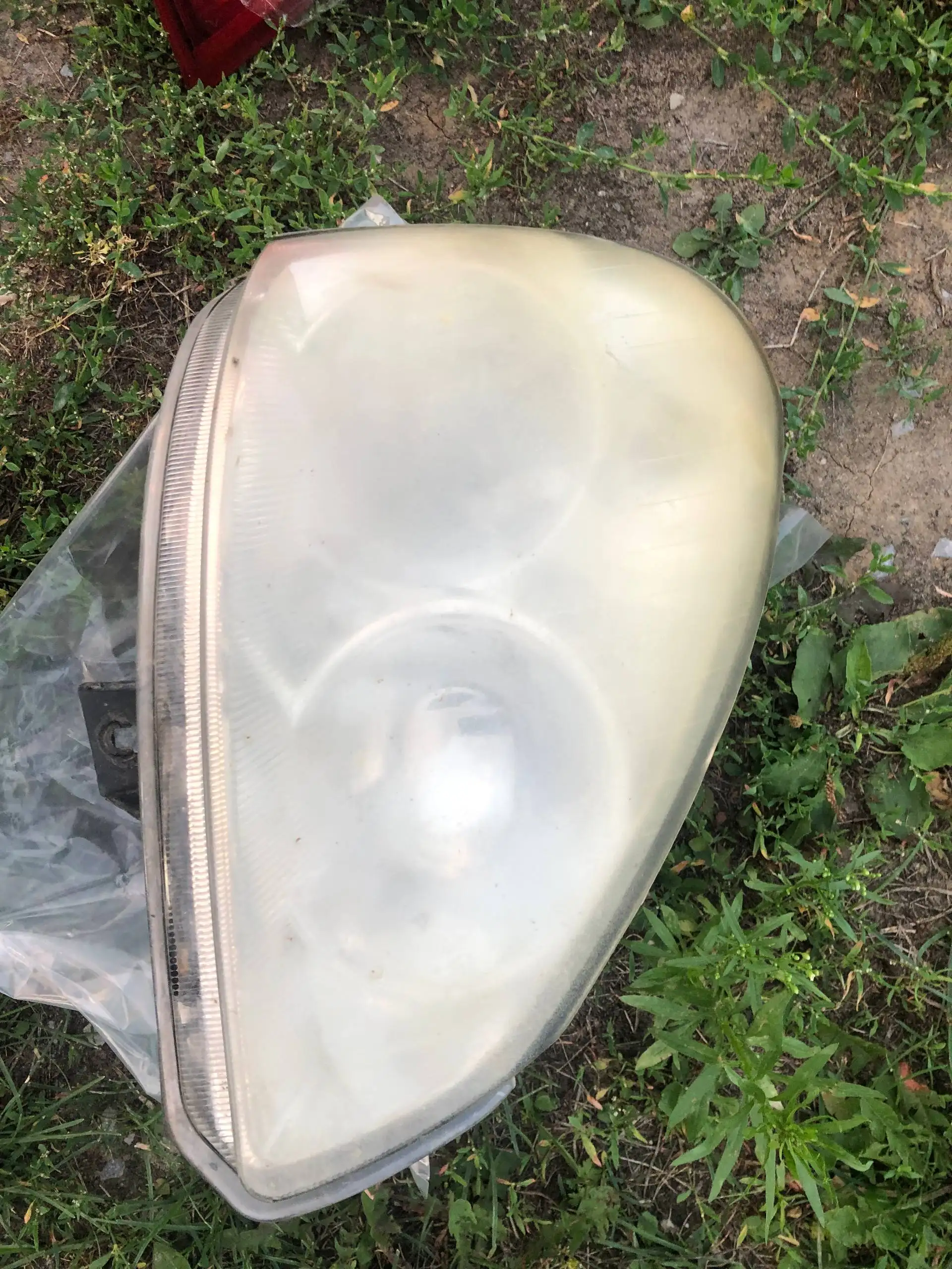 Продажа стоп-сигналов и фары от Lada Priora - Автозапчасти для Lada (Запчасти) в Саранск