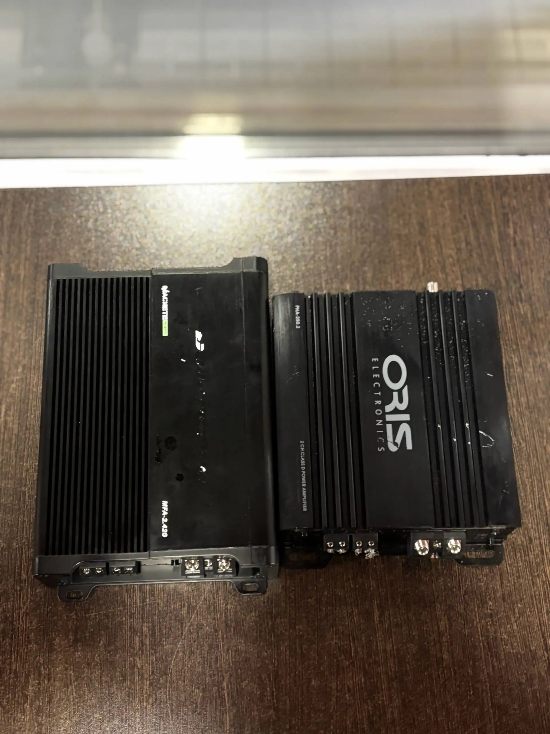 Продам два уся - Барахолка в Саранск