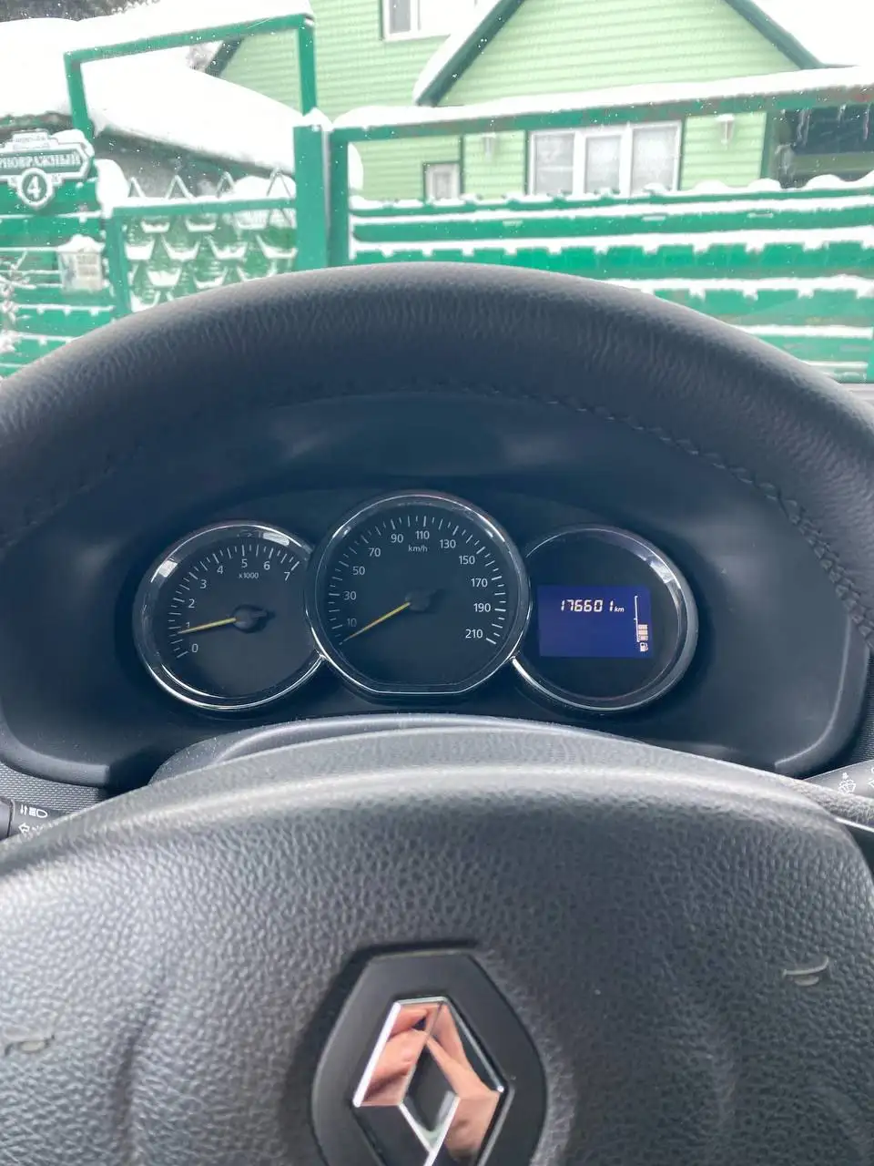 Продается Рено Логан 2016 года в максимальной комплектации - Авто в Саранск