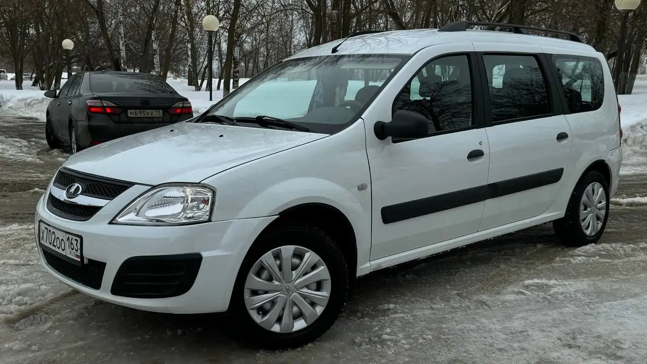 Лада Largus 2016 года выпуска, 7 мест, комплектация Lux - Авто в Саранск