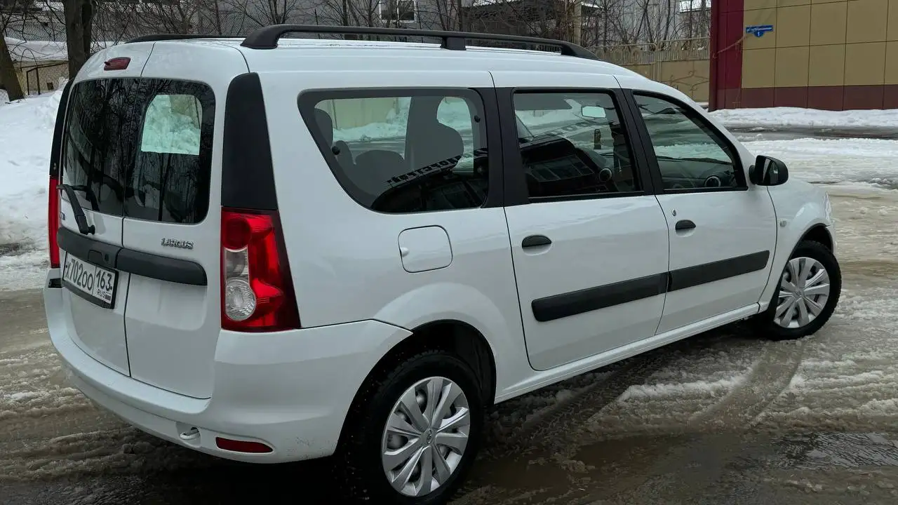 Лада Largus 2016 года выпуска, 7 мест, комплектация Lux - Авто в Саранск