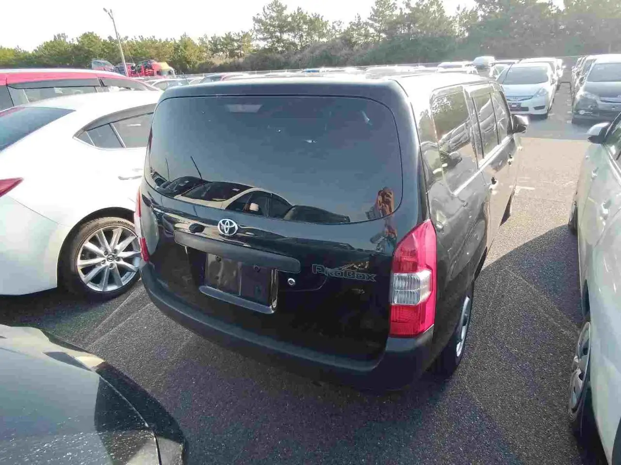 Продажа автомобиля Тойота Пробокс 2022 года в Хабаровске - Авто в Хабаровск