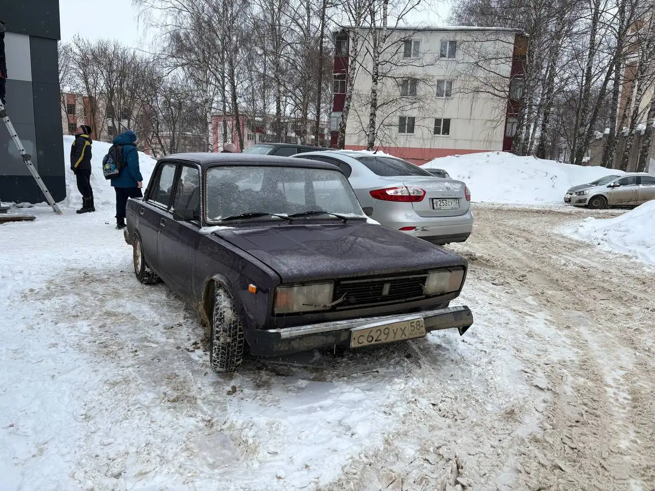 Продажа автомобиля с проблемой стука в моторе - Авто в Саранск