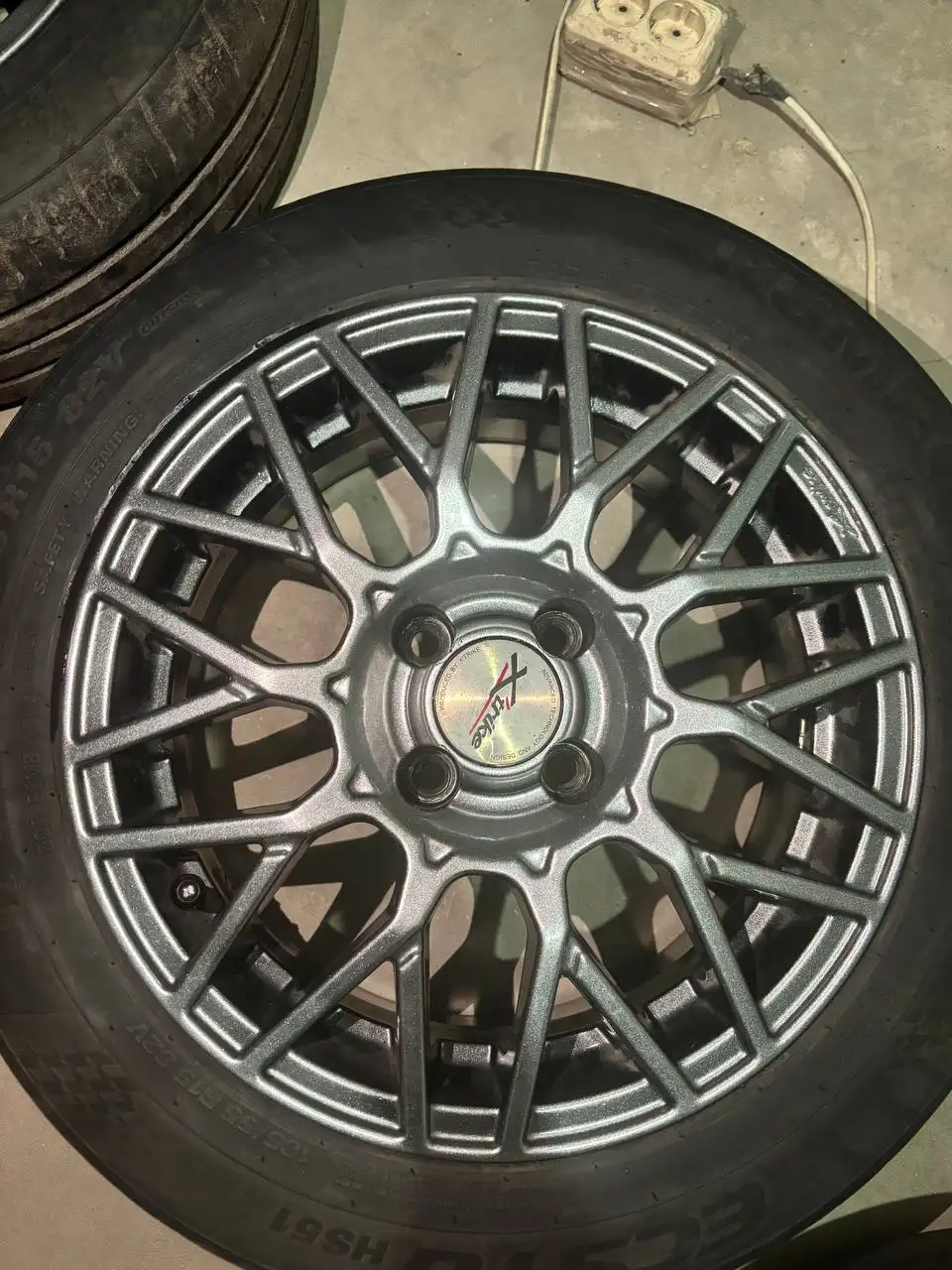 Шины 185/55 R15 без сварки и мятин - Шины и диски (Авто) в Саранск