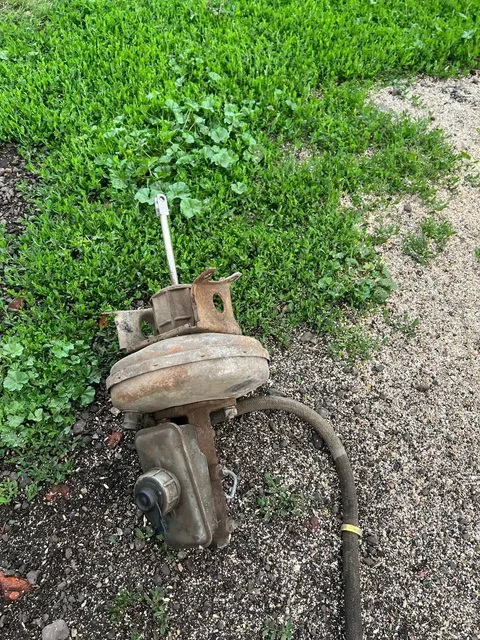 Продам заднюю левую дверь и пружины ВАЗ 2115 - Инжекторы в Саранск