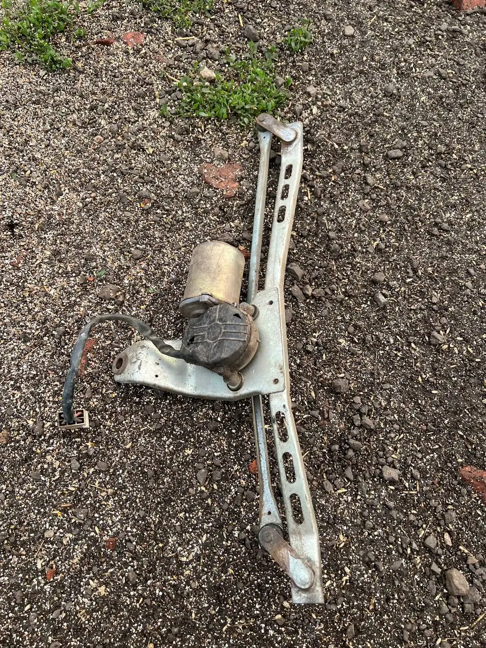 Продам заднюю левую дверь и пружины ВАЗ 2115 - Автозапчасти для ВАЗ (Запчасти) в Саранск