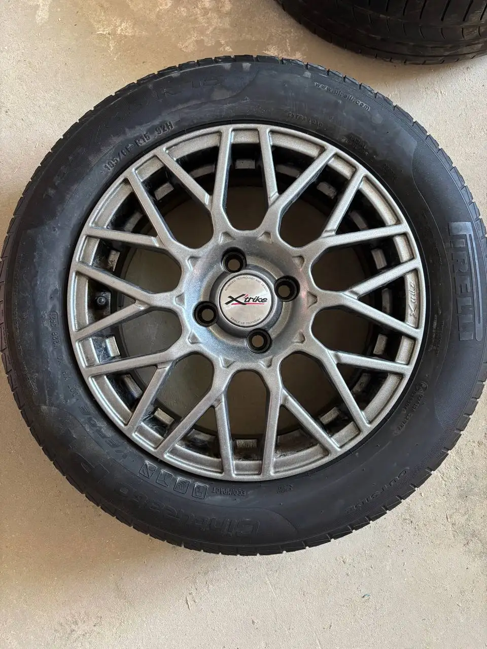 Летние колеса Pirelli 185/65/15 - Шины и диски (Запчасти) в Саранск