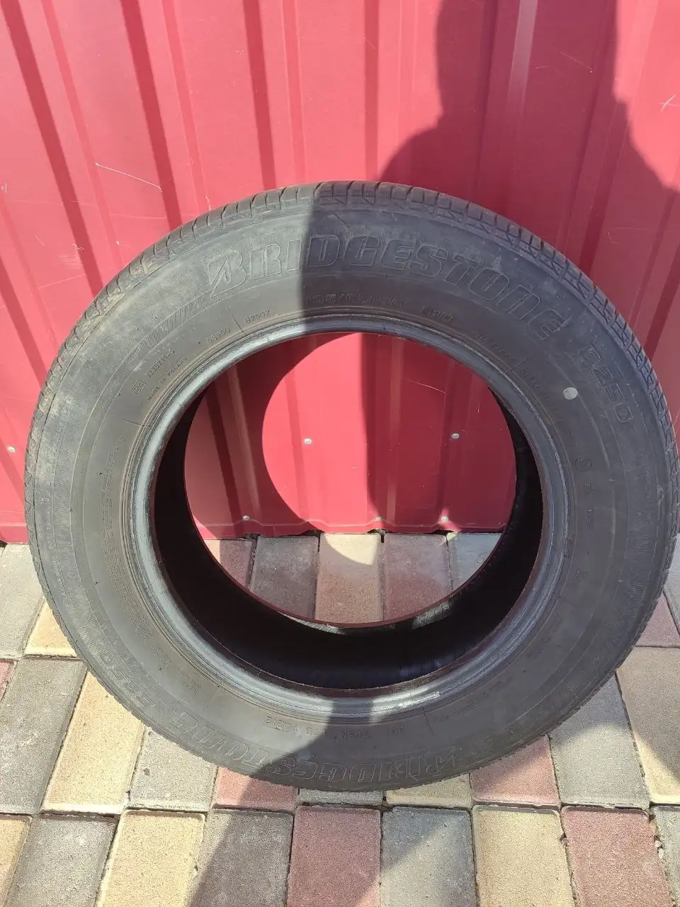 Продажа летней резины Bridgestone 195/65/15R - Шины и диски (Авто) в Саранск